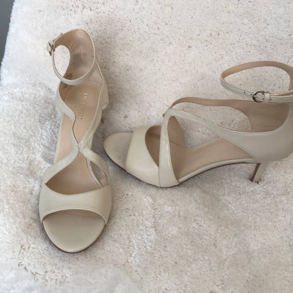 Shoes - Picture 2 of 3